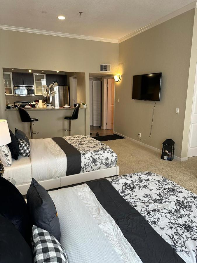 Apartmán Gucci Mickey And Maxico Lofts Free Parking And Wifi Los Angeles Exteriér fotografie